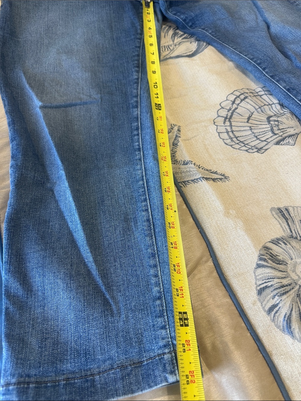 NYDJ Cropped Ankle Jeans in Medium Blue Wash - Picture 12 of 15